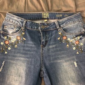 Floral embroidered jeans